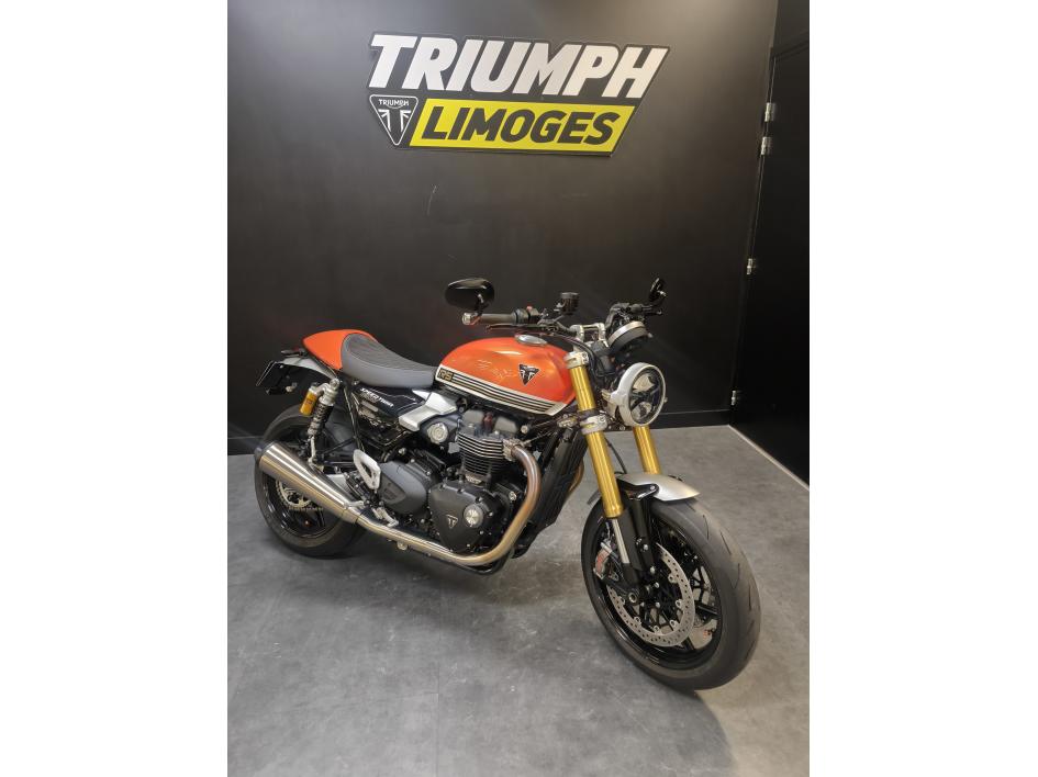 TRIUMPH SPEED TWIN 1200