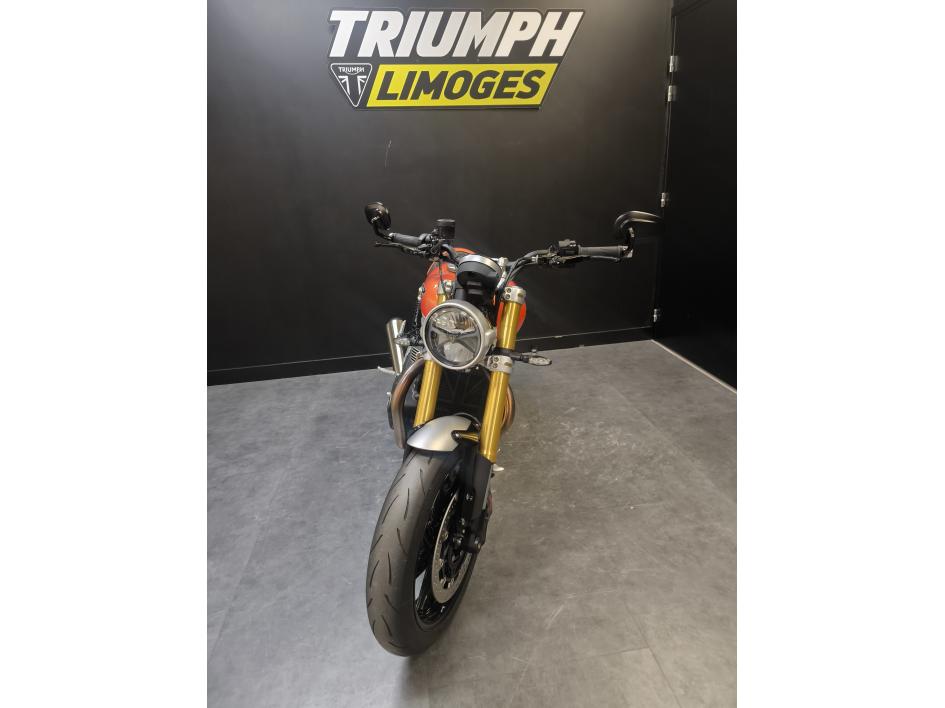 TRIUMPH SPEED TWIN 1200