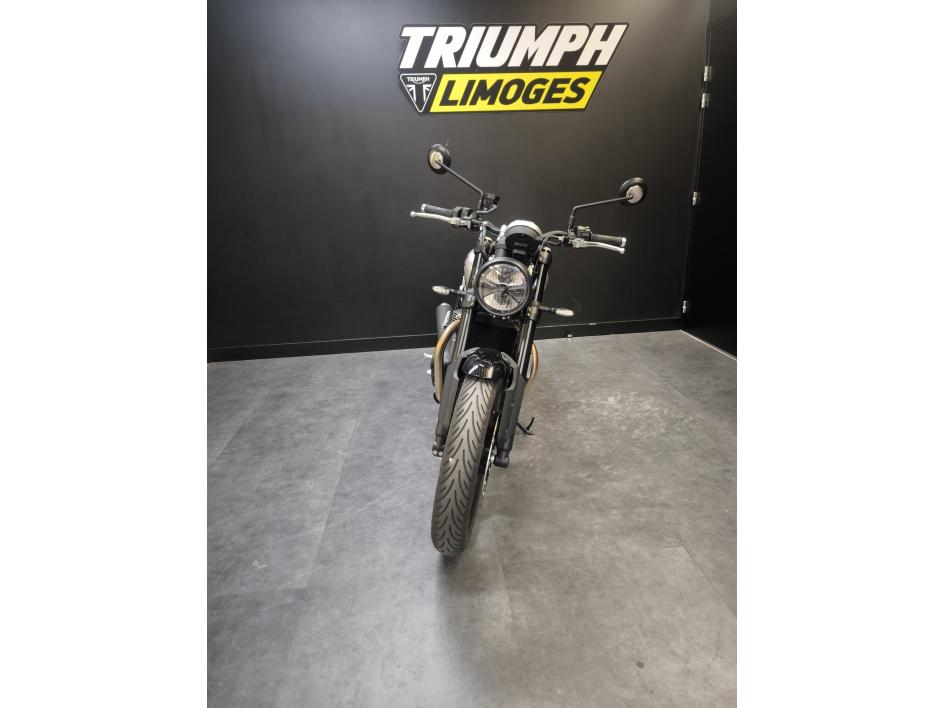 TRIUMPH SPEED TWIN 900